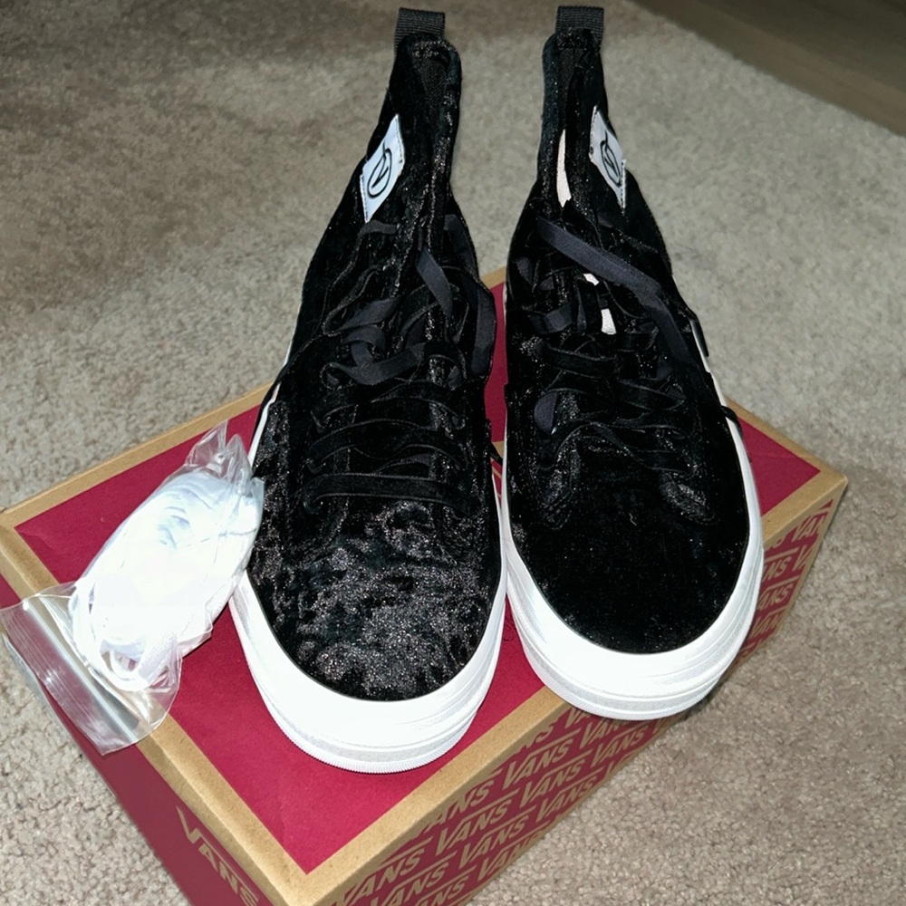 Black High top Vans